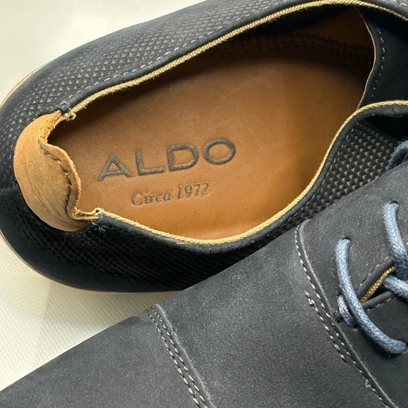 Men's Aldo Blue Oxford Shoes - Picture 2 of 6